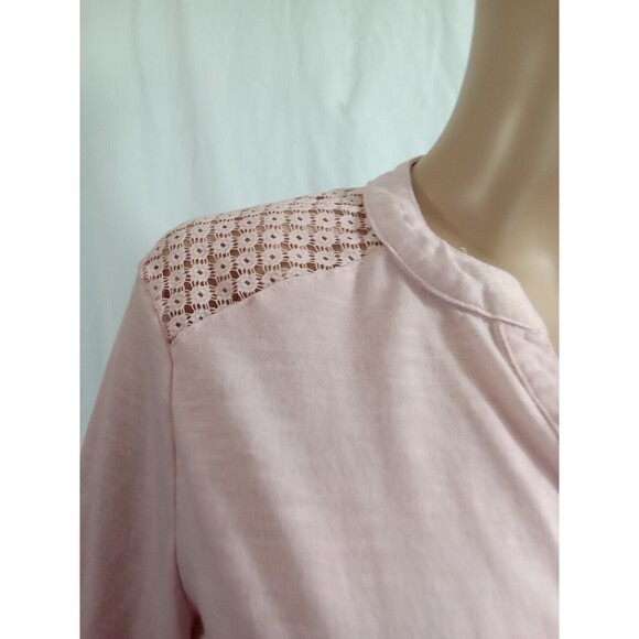 No Boundaries Women Large Pink‎ Roll Tab Sleeve Lace button pullover - Picture 4 of 15